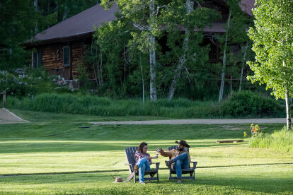 wine at a Colorado dude ranch guests drinking wine at a Colorado dude ranch