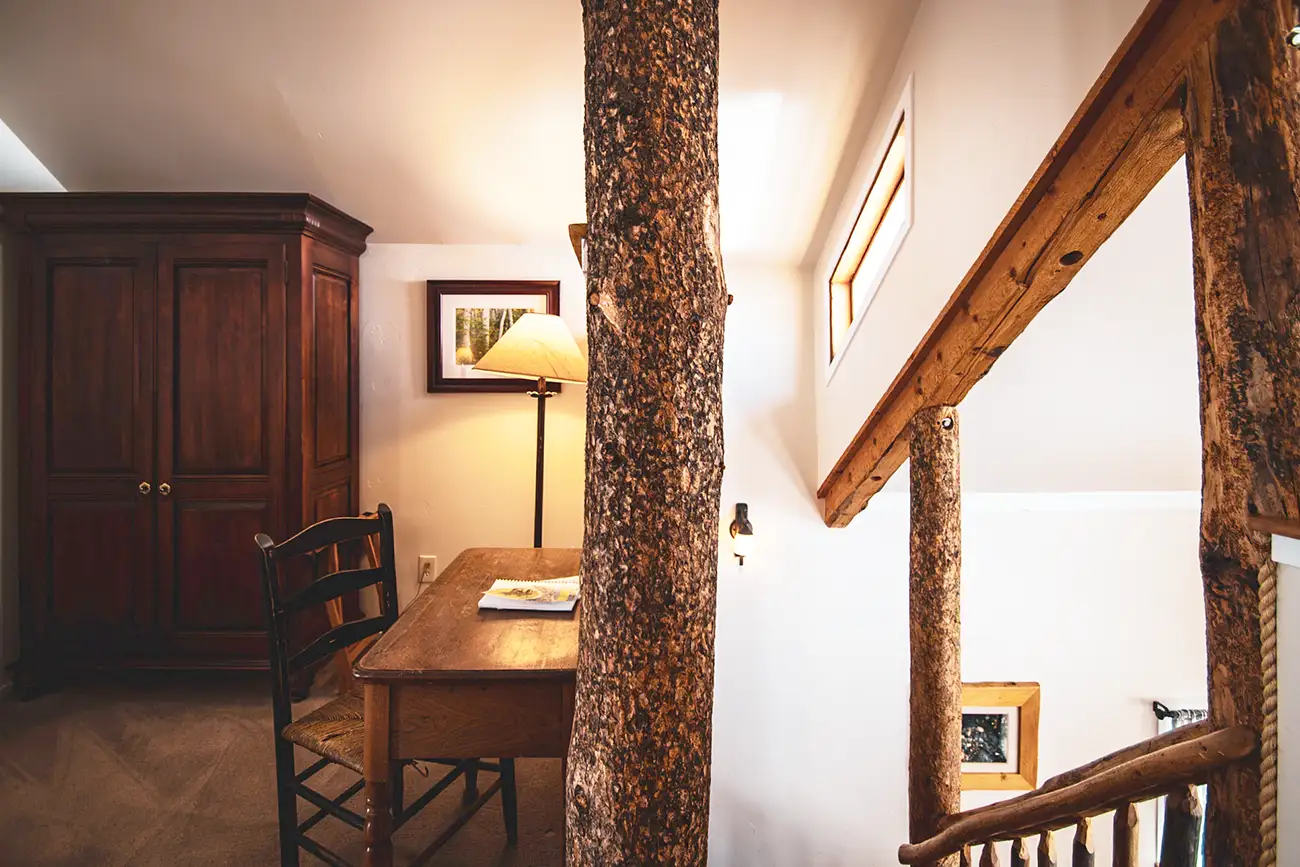 family-vacation-colorado-ranch-vista-verde-farwell-upstairs-10