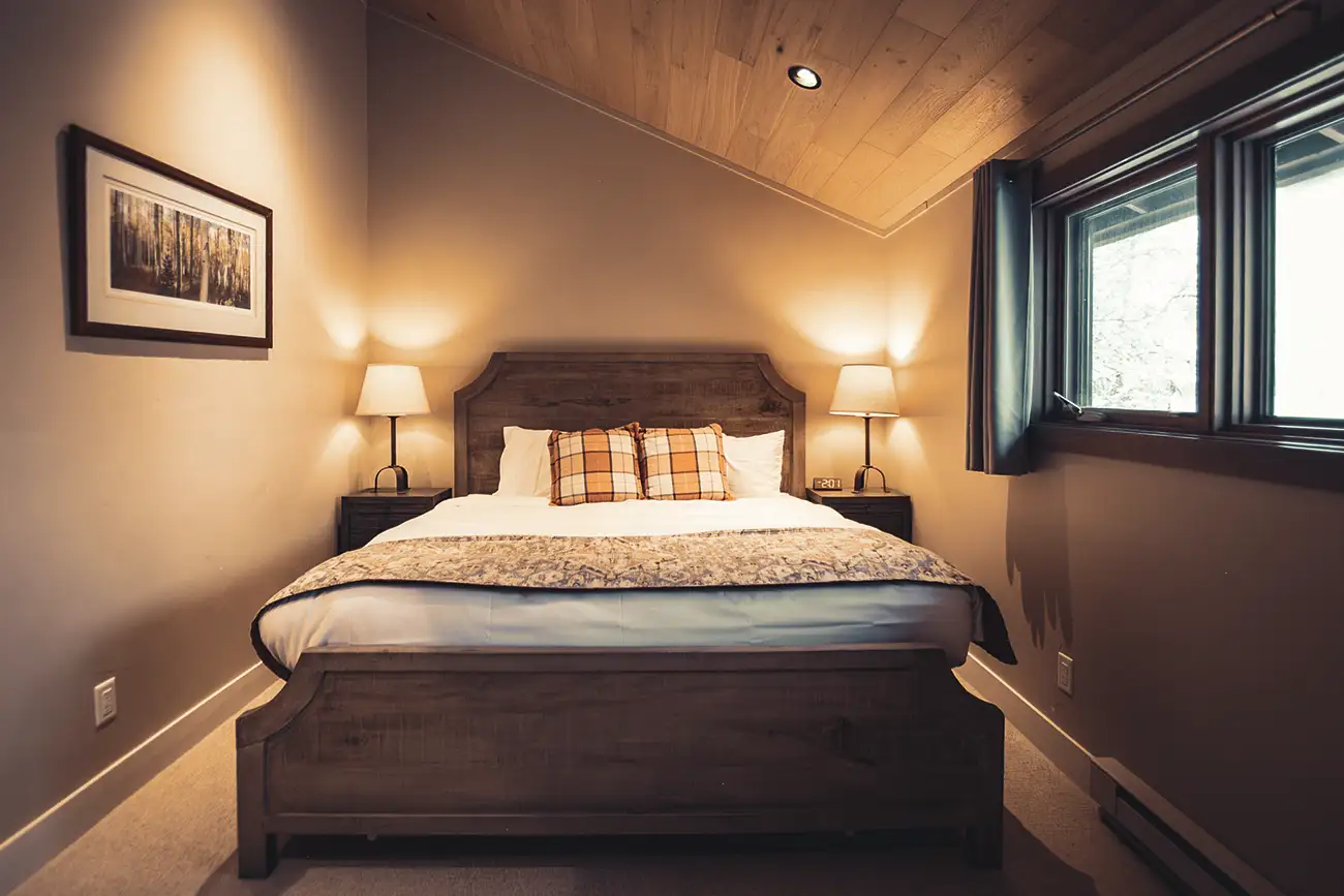romantic-colorado-vacation-vista-verde-ranch-hinman-bedroom-04
