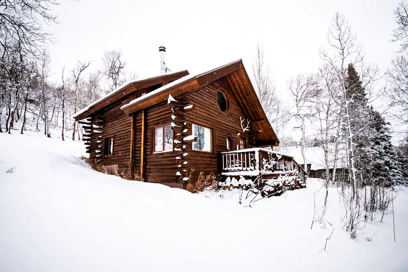 vista-verde-ranch-luxury-cabins-zirkel-exterior-01